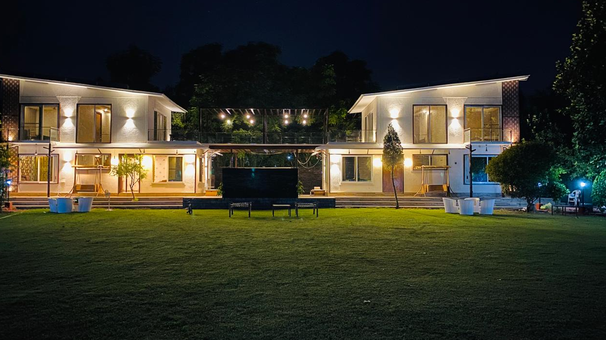 Zenora | Boutique FarmStay with Pool & Lawn